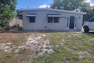 4740 NE 14th Ave, Pompano Beach, FL 33064 - Photo 2