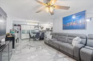 7824 Sonoma Springs Cir, Lake Worth, FL 33463 - Photo 6