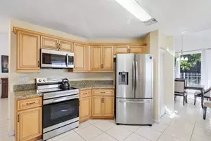 10418 Buena Ventura Dr, Boca Raton, FL 33498 - Photo 18