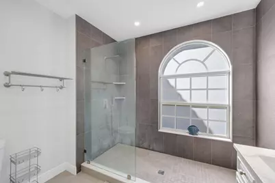 10418 Buena Ventura Drive, Boca Raton, FL 33498 - Photo 18