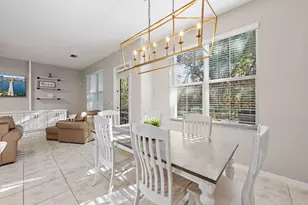 1056 Piccadilly St, Palm Beach Gardens, FL 33418 - Photo 6