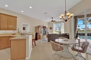 189 SW Snapdragon Cir, Port Saint Lucie, FL 34953 - Photo 14