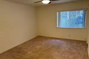 340 Pine Ridge Cir, Greenacres, FL 33463 - Photo 8