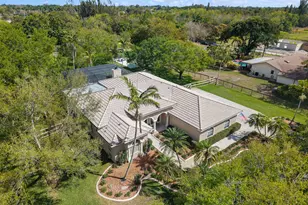 5230 SW 195th Terrace Terrace, Southwest Ranches, FL 33332 - Photo 2