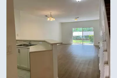 5008 SE Mariner Garden Circle, Stuart, FL 34997 - Photo 2