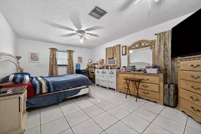 817 NE 20th Street, Belle Glade, FL 33430 - Photo 14