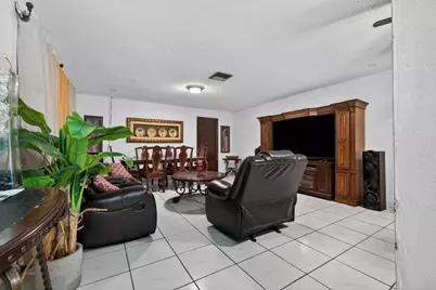 817 NE 20th Street, Belle Glade, FL 33430 - Photo 4