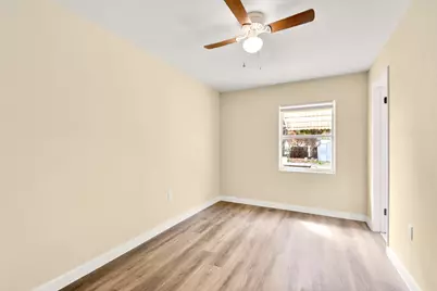 2105 Donald Avenue, Fort Pierce, FL 34946 - Photo 24