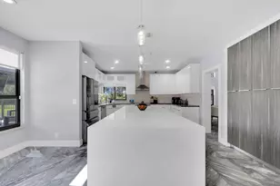 3541 Carlton Ln, Davie, FL 33330 - Photo 20