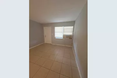 3172 N 2nd Ave Avenue N #A, Palm Springs, FL 33461 - Photo 2