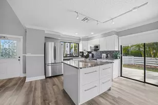 324 W Pine St, Lantana, FL 33462 - Photo 6