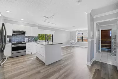 324 W Pine #11, Lantana, FL 33462 - Photo 10