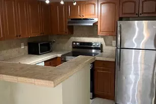 1727 Village Blvd, West Palm Beach, FL 33409 - Photo 2