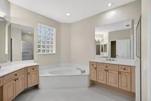 936 Augusta Pointe Dr, Palm Beach Gardens, FL 33418 - Photo 24