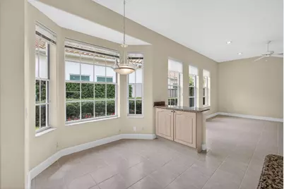 936 Augusta Pointe Drive, Palm Beach Gardens, FL 33418 - Photo 14