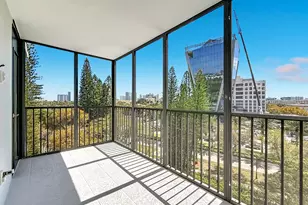 20100 W Country Club Dr, Aventura, FL 33180 - Photo 4