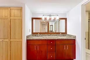 20100 W Country Club Dr, Aventura, FL 33180 - Photo 20