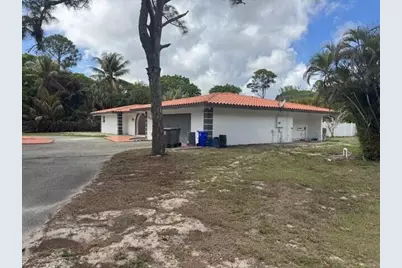 8421 Pioneer Road, West Palm Beach, FL 33411 - Photo 2