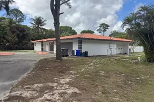 8421 Pioneer Rd, West Palm Beach, FL 33411 - Photo 2