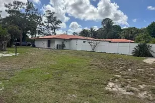 8421 Pioneer Rd, West Palm Beach, FL 33411 - Photo 2
