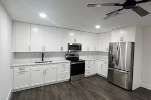 8421 Pioneer Rd, West Palm Beach, FL 33411 - Photo 10
