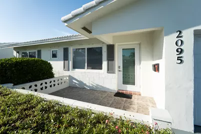 2095 SW 14 Avenue SW, Boynton Beach, FL 33426 - Photo 2