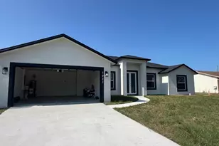 1031 SW Du Bois Ave, Port Saint Lucie, FL 34953 - Photo 2