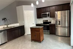1114 SW Bellevue Ave, Port Saint Lucie, FL 34953 - Photo 4