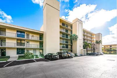 6 Royal Palm Way #605, Boca Raton, FL 33432 - Photo 4