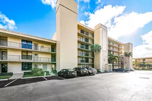 6 Royal Palm Way, Boca Raton, FL 33432 - Photo 4