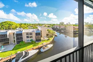 6 Royal Palm Way, Boca Raton, FL 33432 - Photo 2