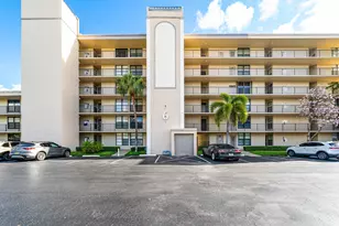 6 Royal Palm Way, Boca Raton, FL 33432 - Photo 4
