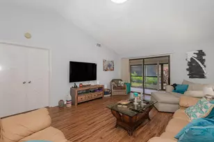10074 Hickorywood Pl, Boynton Beach, FL 33437 - Photo 6