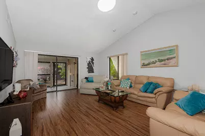 10074 Hickorywood Place, Boynton Beach, FL 33437 - Photo 2