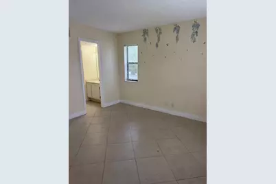 21911 Lake Forest Circle #201, Boca Raton, FL 33433 - Photo 8