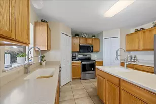 6052 Ridge Lake Cir, Vero Beach, FL 32967 - Photo 18