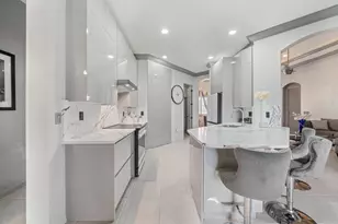 261 SW Lake Forest Way, Port Saint Lucie, FL 34986 - Photo 14