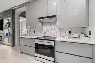 261 SW Lake Forest Way, Port Saint Lucie, FL 34986 - Photo 10