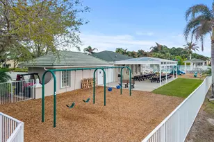 261 SW Lake Forest Way, Port Saint Lucie, FL 34986 - Photo 44