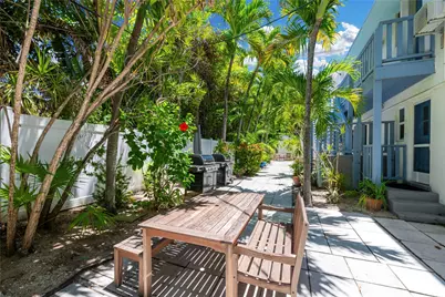 3015 Seville Street #1, Fort Lauderdale, FL 33304 - Photo 30