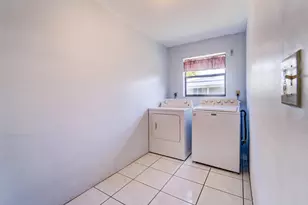 729 N Rainbow N Dr Dr, Hollywood, FL 33021 - Photo 24