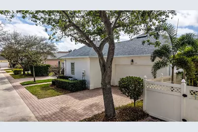 113 Honeysuckle Drive, Jupiter, FL 33458 - Photo 14