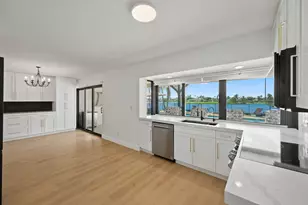 12853 Guilford Cir, Wellington, FL 33414 - Photo 32