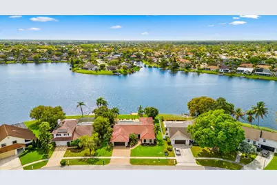 12853 Guilford Circle, Wellington, FL 33414 - Photo 1