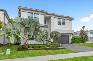 8227 Oceanus Dr, Boca Raton, FL 33496 - Photo 2