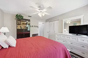 2110 SW 92nd Ter, Davie, FL 33324 - Photo 8