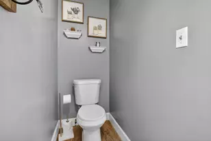 8841 W Sunrise Blvd, Plantation, FL 33322 - Photo 10