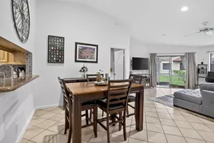8841 W Sunrise Blvd, Plantation, FL 33322 - Photo 2