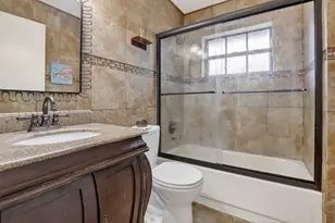 8841 W Sunrise Blvd, Plantation, FL 33322 - Photo 14