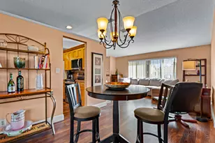 2201 NW 70th Ln, Margate, FL 33063 - Photo 8